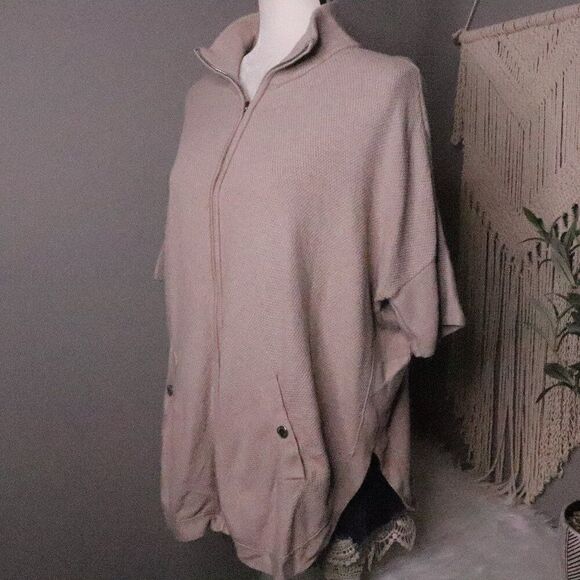 WHBM | Zip Up Batwing Sweater Pullover Small - Picture 1 of 8